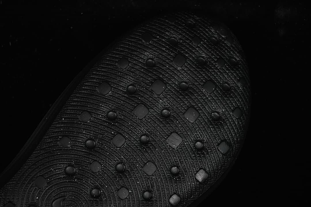 Nike ReactX Rejuven8 Black Slides HV5060-001