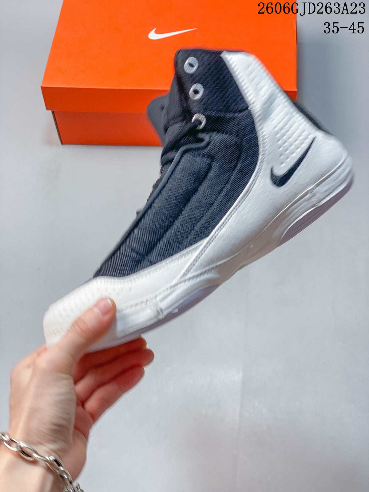 Nike Inflict 4 Wrestling Shoes in Navy and White