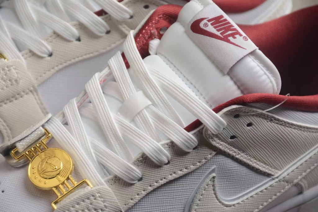 Nike SB Low-Top Sneakers Off-White Red DV1160-100