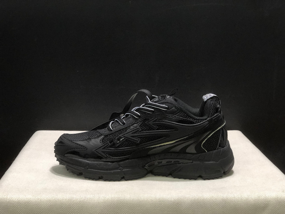 Off-White Be Right Back Black Lace-Up Dad Sneakers