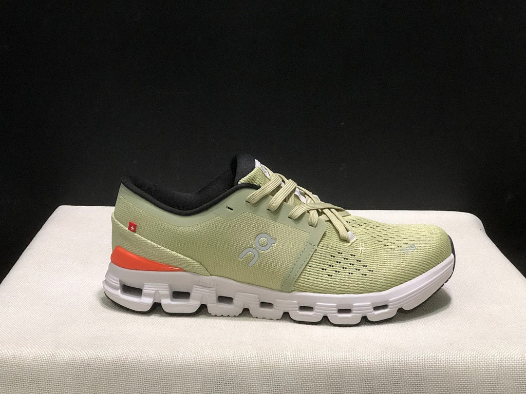 On Cloud X 4 Sneakers in Sage Green