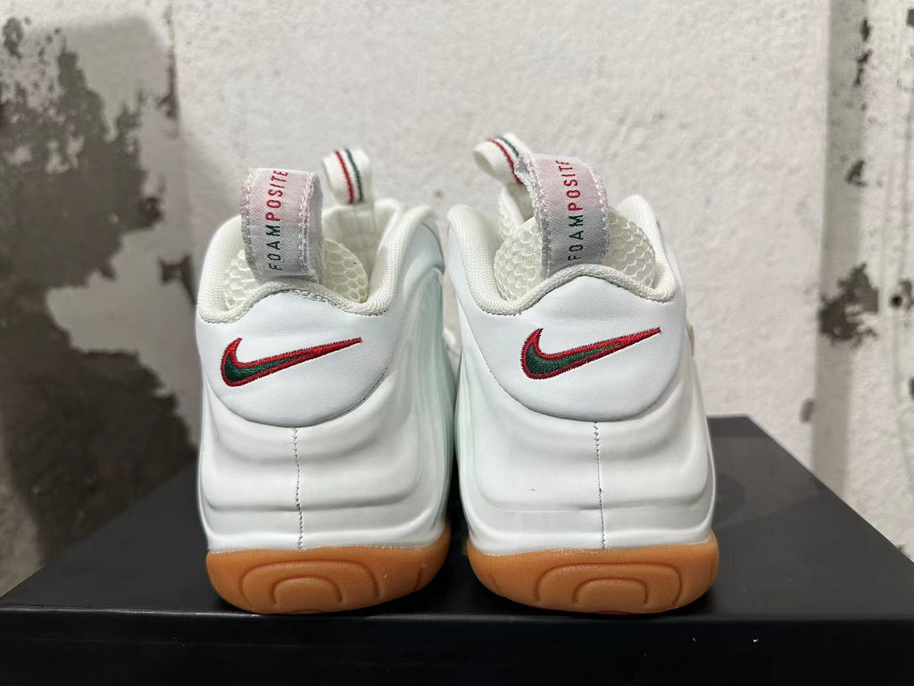Nike Air Foamposite One White Sneakers