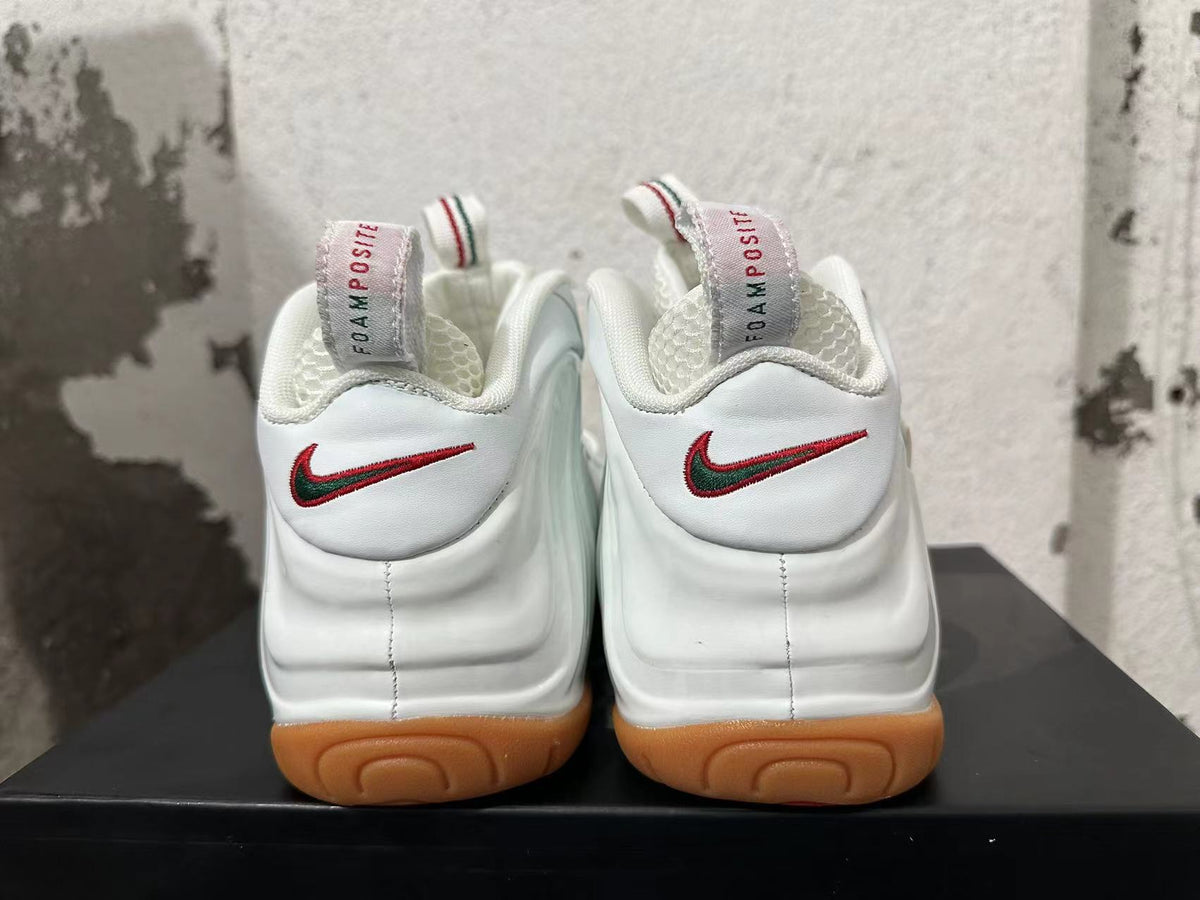 Nike Air Foamposite One White Sneakers