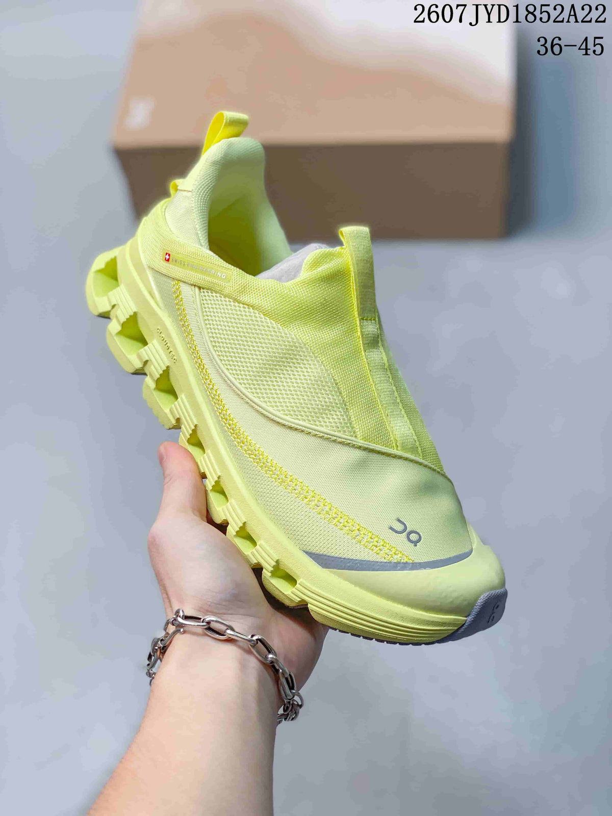 On Cloud X 4 Sneakers Lime Yellow Style 2607 JYD1852A22