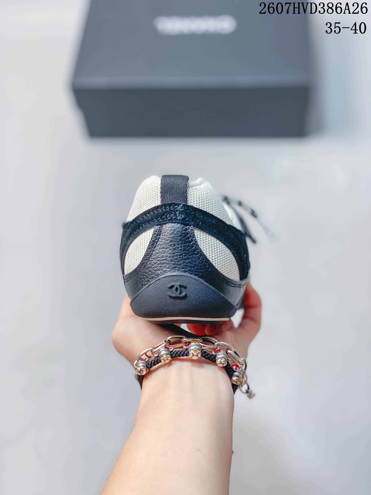 Chanel Black and White Low-Top Trainer 2607HVD386A26