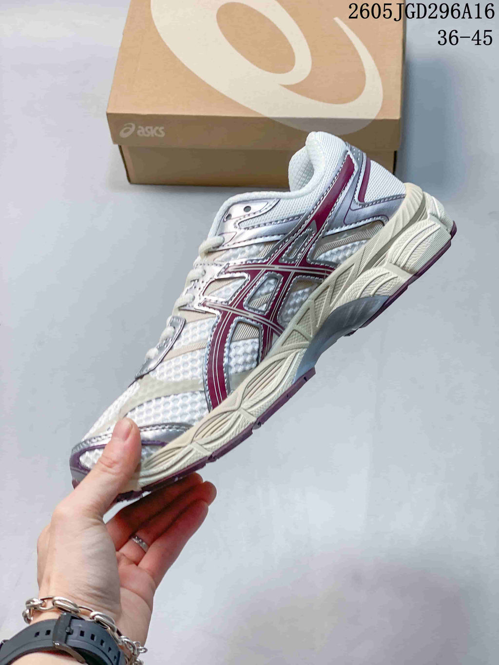 ASICS Gel-Cumulus 16 Sneakers White Silver Plum
