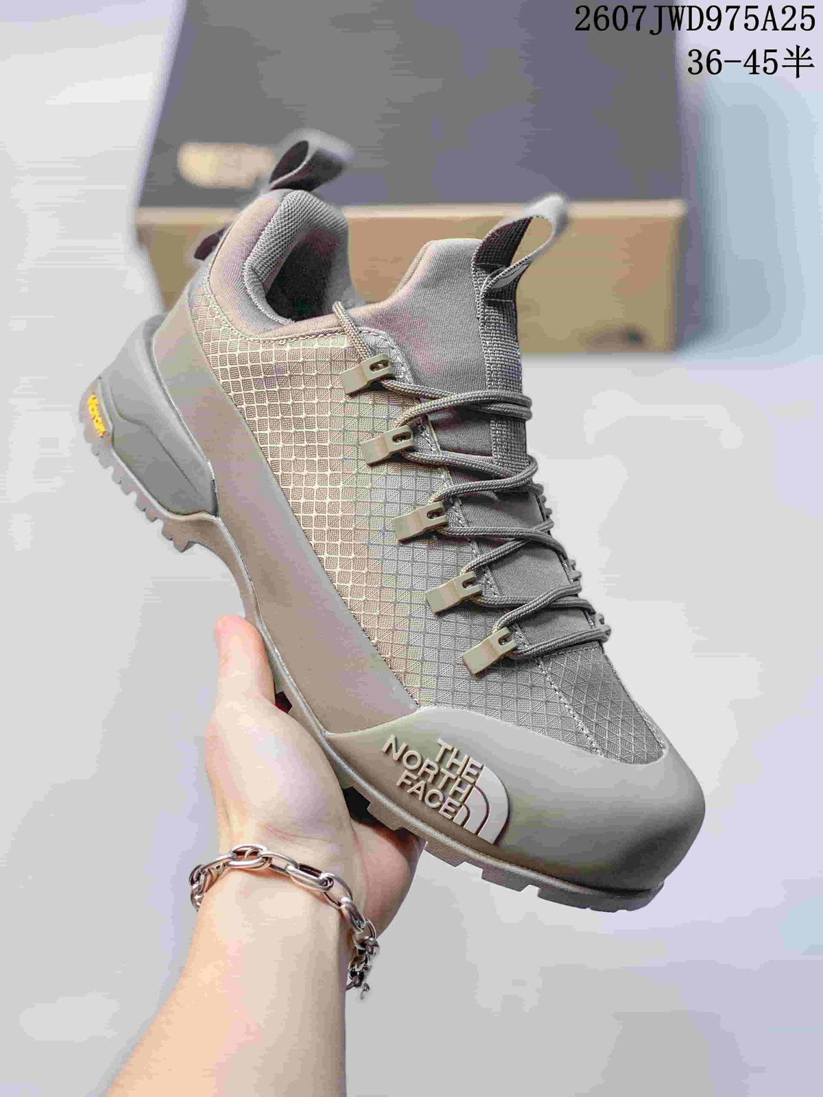 The North Face 2607JWD975A25 Gray Hiking Sneakers
