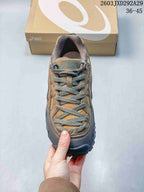 ASICS GEL-Pickax Outdoor Sneakers Tan Grey 1203A983-020