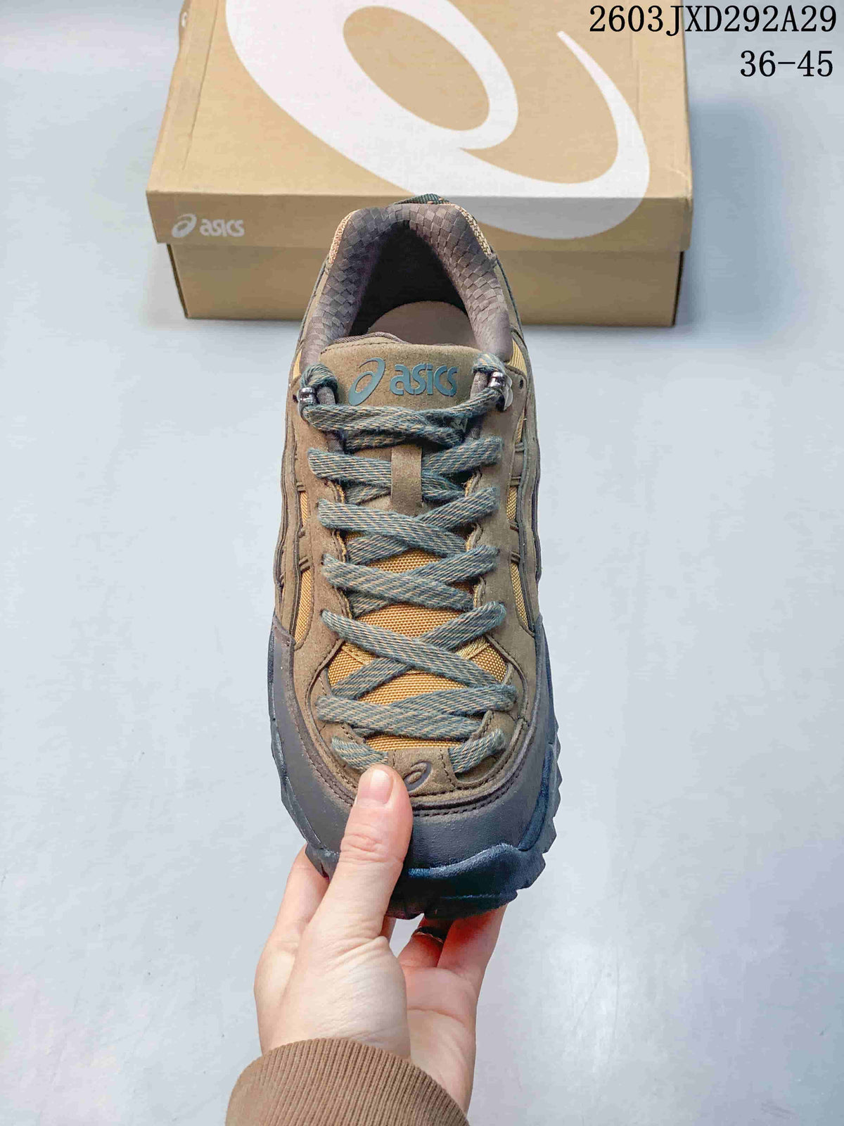 ASICS GEL-Pickax Outdoor Sneakers Tan Grey 1203A983-020