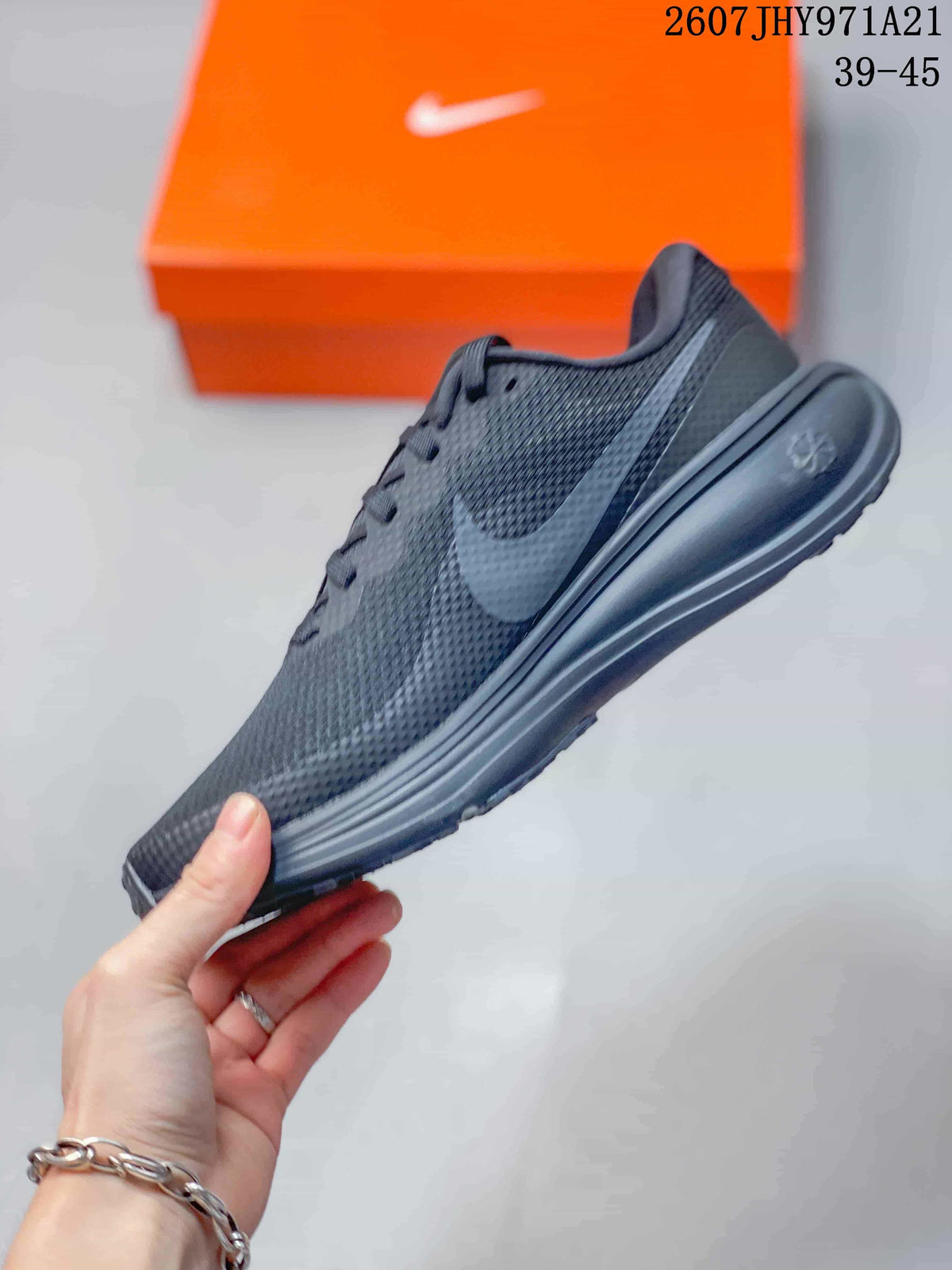 Nike Vomero 18 Running Sneakers Black 2607JHY971A21