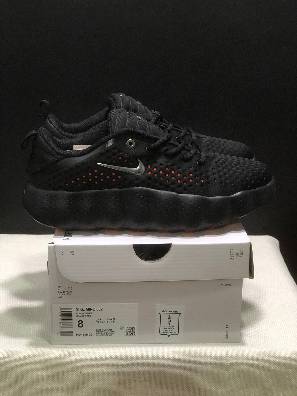 Nike Mind 002 Black Orange Training Sneakers HQ4310-001