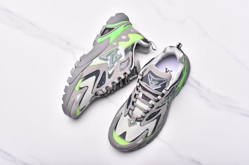 Louis Vuitton Runner Tatic 2023 SS Sneakers in Gray and Green