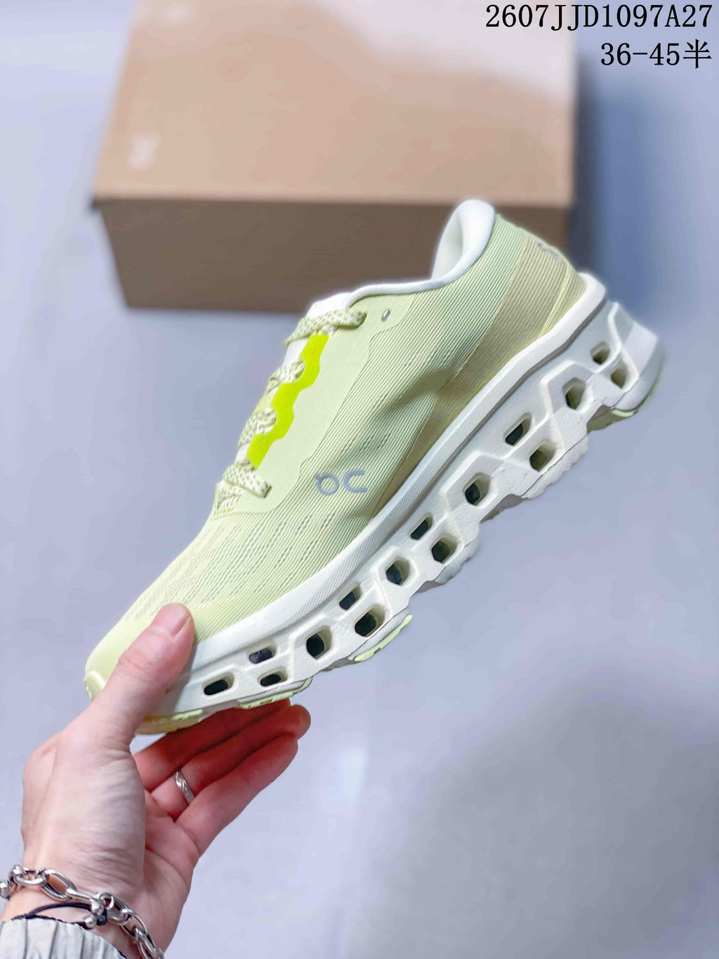 On Cloudmonster 3 Running Sneakers - Light Green