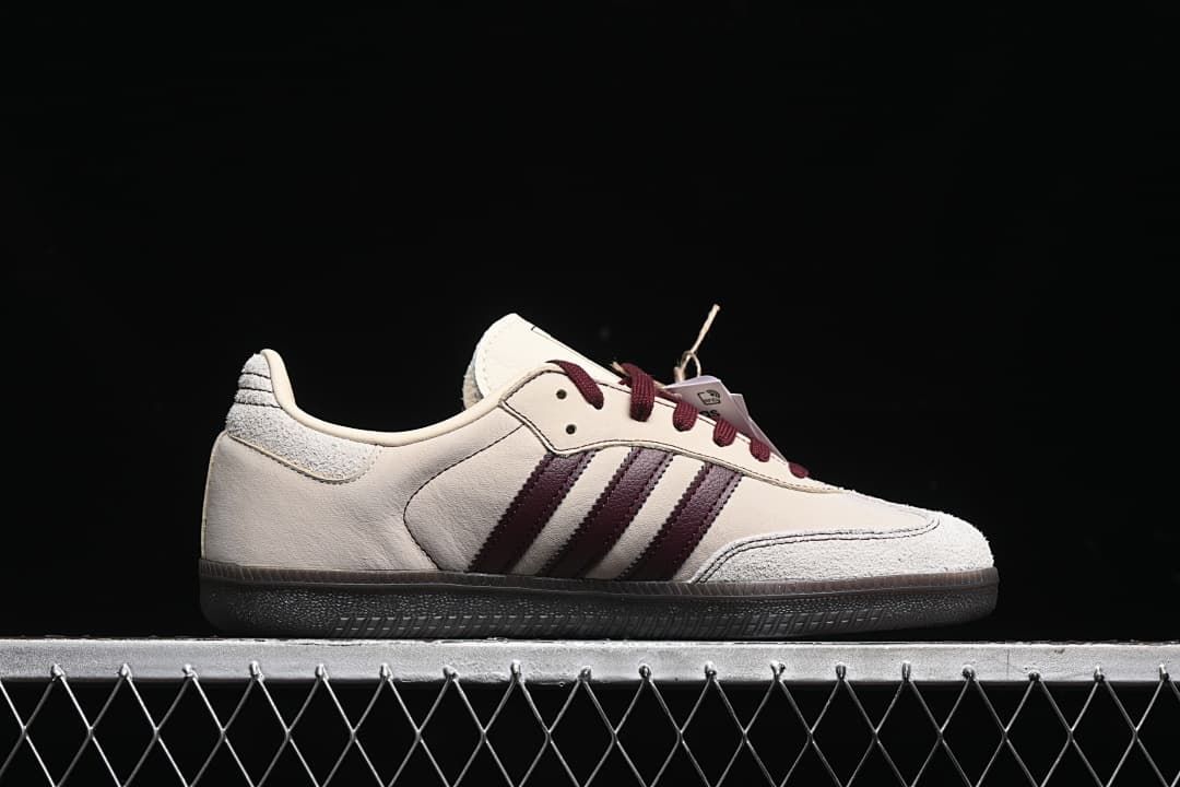 adidas Samba OG IG1987 Sneakers in Cream and Burgundy