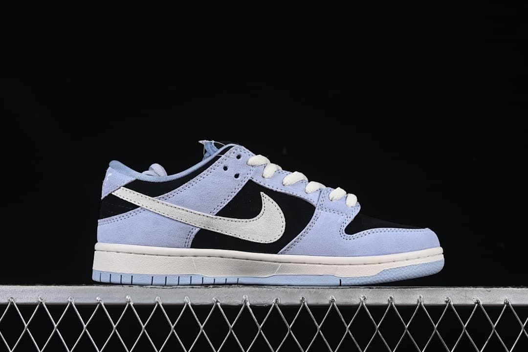 Nike SB Dunk Low Pro Blue and Black Sneakers HF3063-400