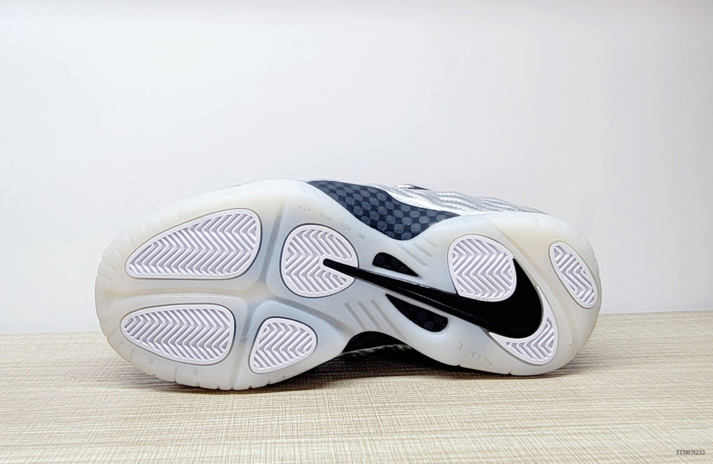 Nike Foamposite Pro Silver Surfer Silver Basketball Shoes