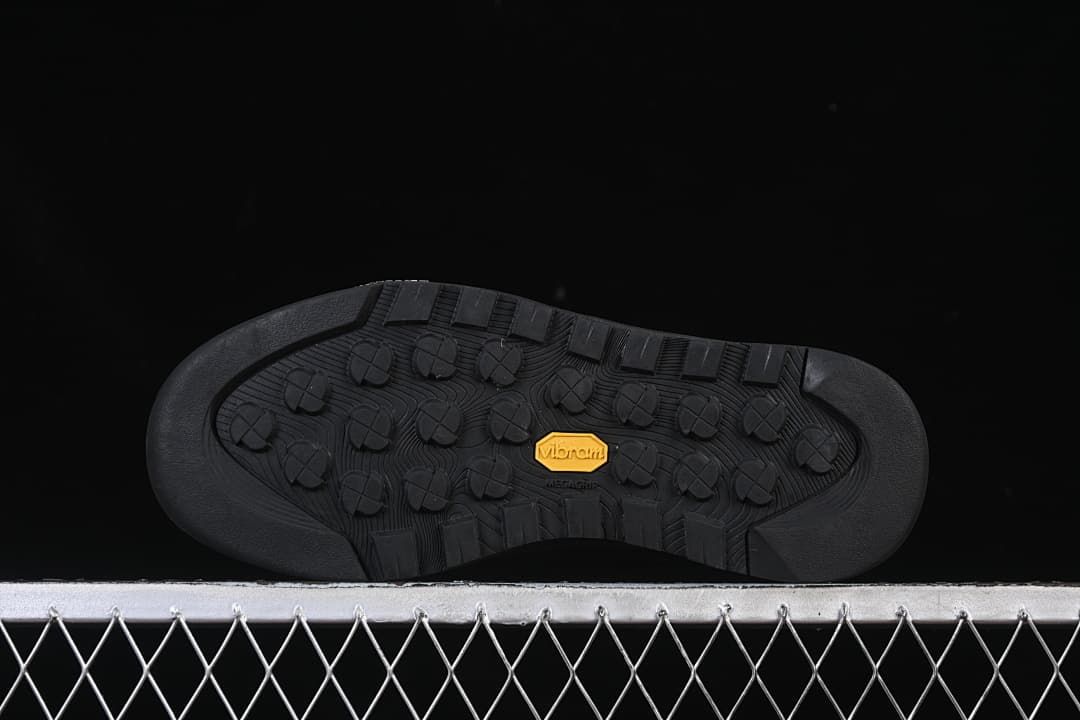 The North Face Mountain Essentials Slip-On Shoes Black NF0A8AD94QI-087