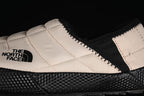 The North Face ThermoBall Traction Mule Beige Black NFOA3UZN-VJU