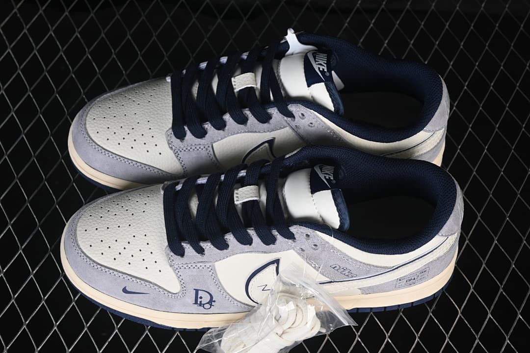 Nike SB Dunk Low Sneakers Grey White Navy DN3168-014