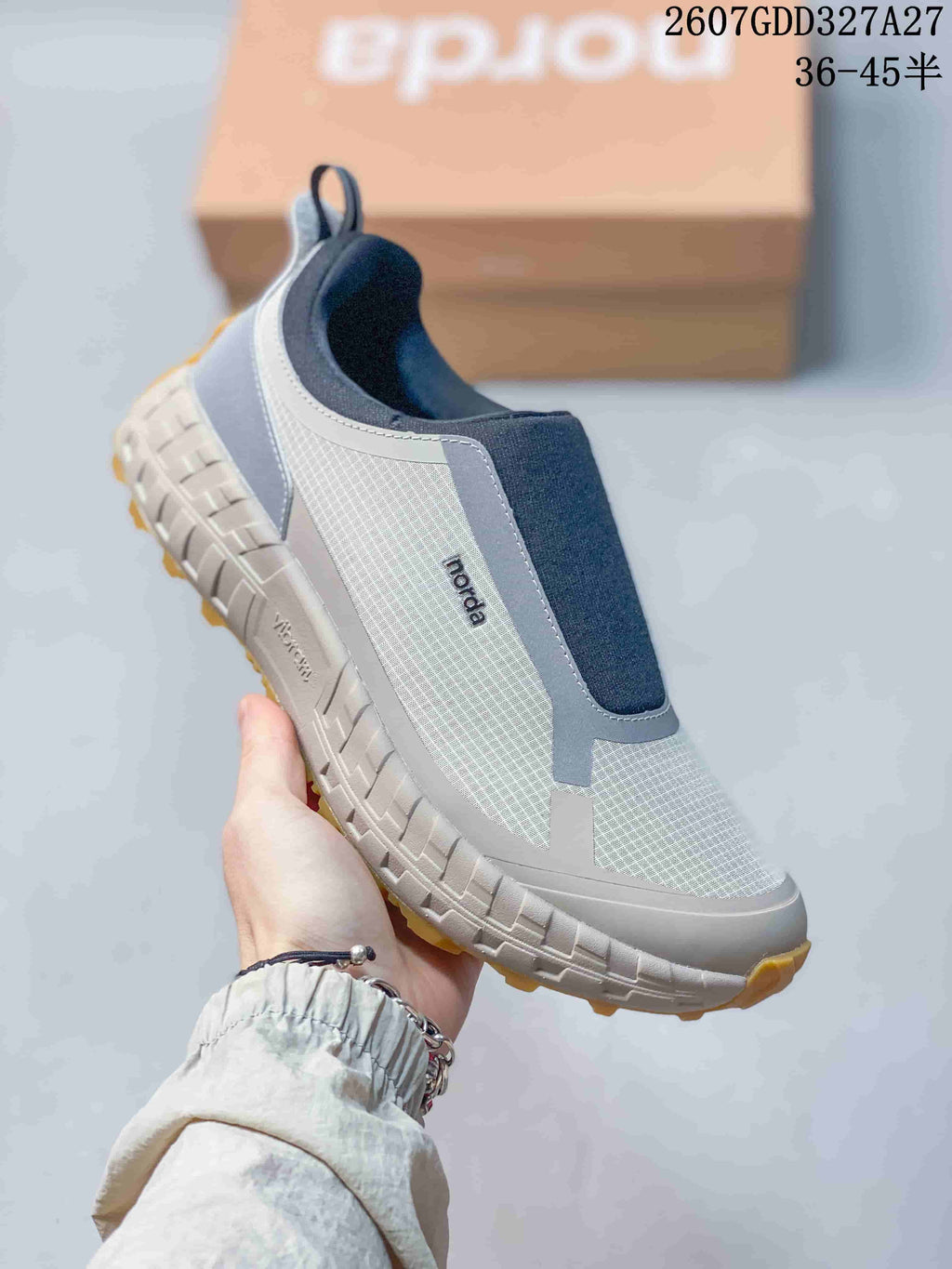 norda 712770UOI Waterproof Hiking Sneakers Gray Black
