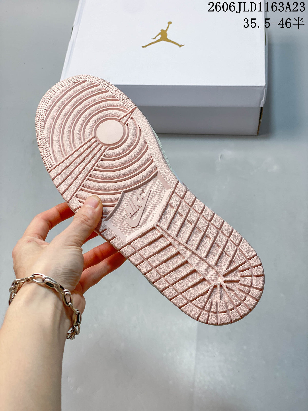Jordan Air Jordan 1 Low Pink and White Sneakers IX5004-121
