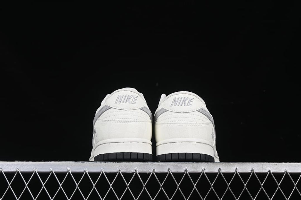 Nike Dunk Low Stüssy White Grey Sneakers DJ2024-054