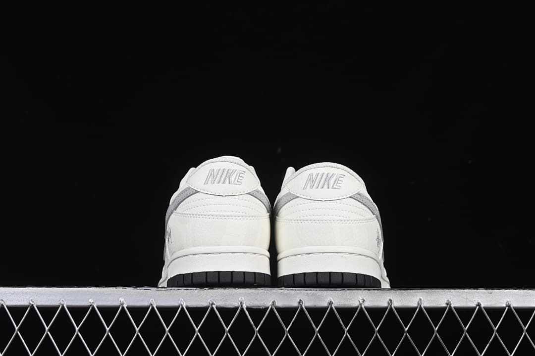Nike Dunk Low Stüssy White Grey Sneakers DJ2024-054