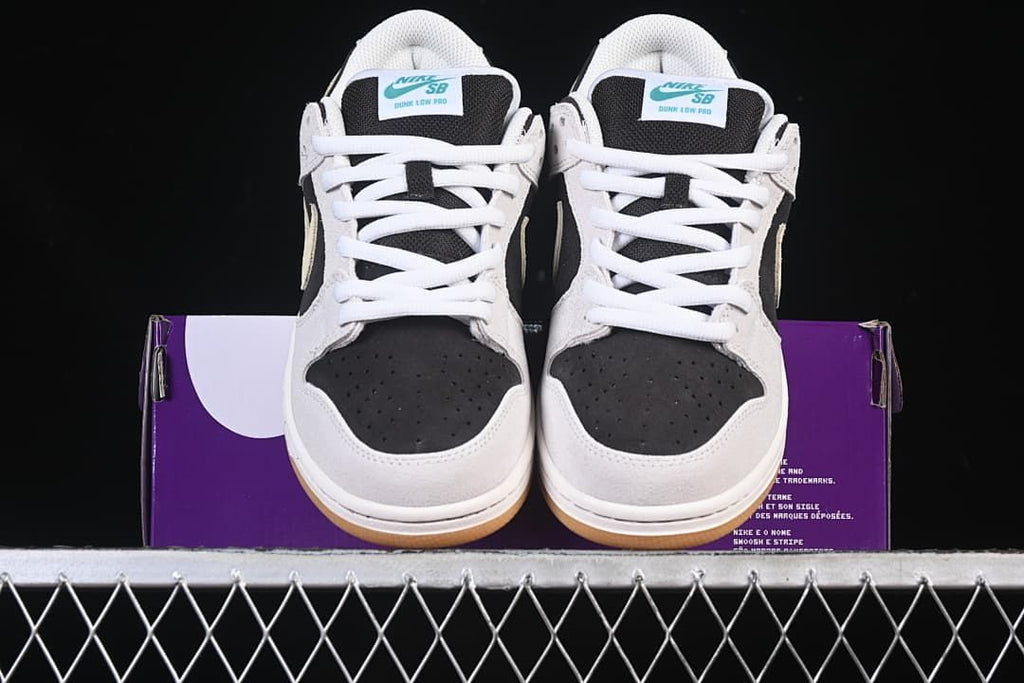 Nike SB Dunk Low Pro Sneakers Black Cream HF3704-001
