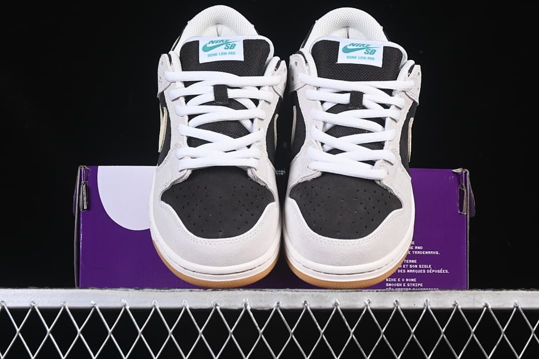 Nike SB Dunk Low Pro Sneakers Black Cream HF3704-001