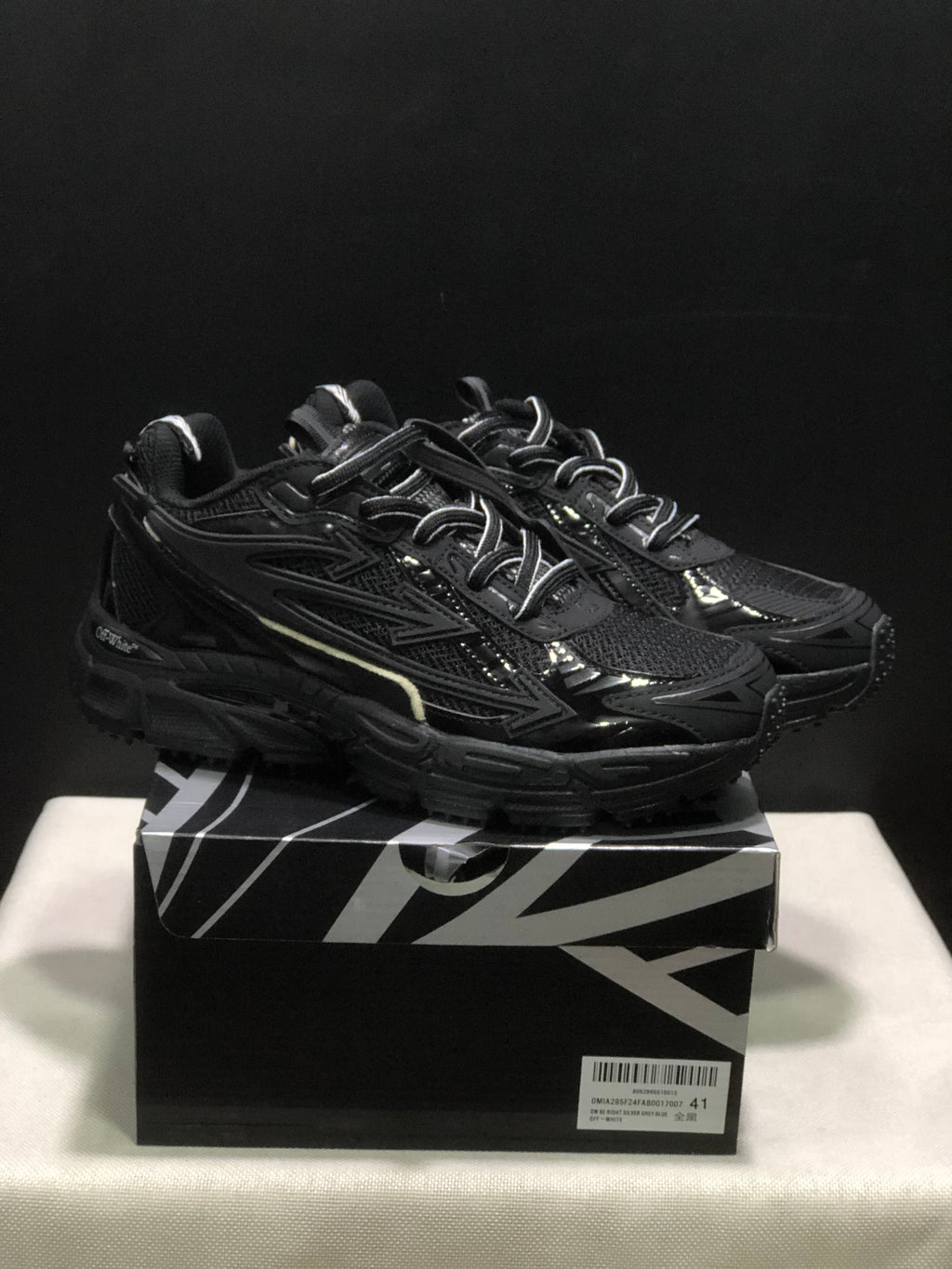 Off-White Be Right Back Black Lace-Up Dad Sneakers