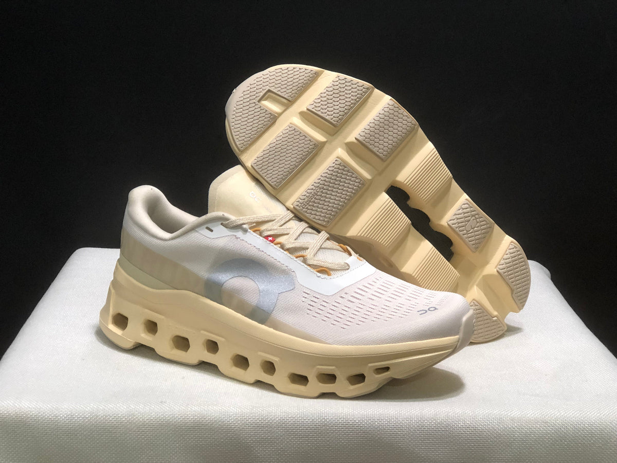 On Cloudmonster 1 Running Sneakers Dew Blonde