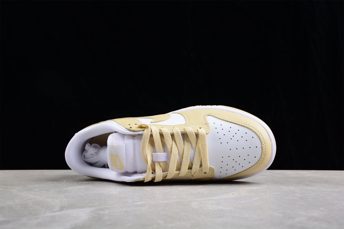 Nike SB DV0833-100 Low-Top Sneakers White Cream