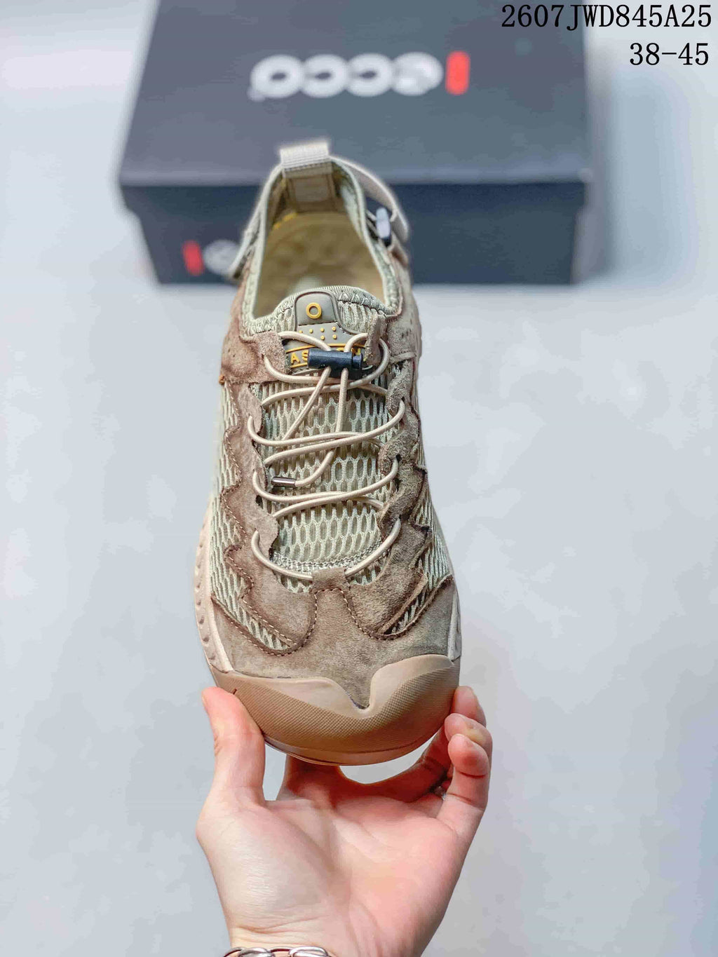 ECCO 2607JWD845A25 Men's Mesh Trail Sneakers Beige