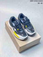 On THE ROGER Pro 2 Tennis Sneakers Black White Yellow