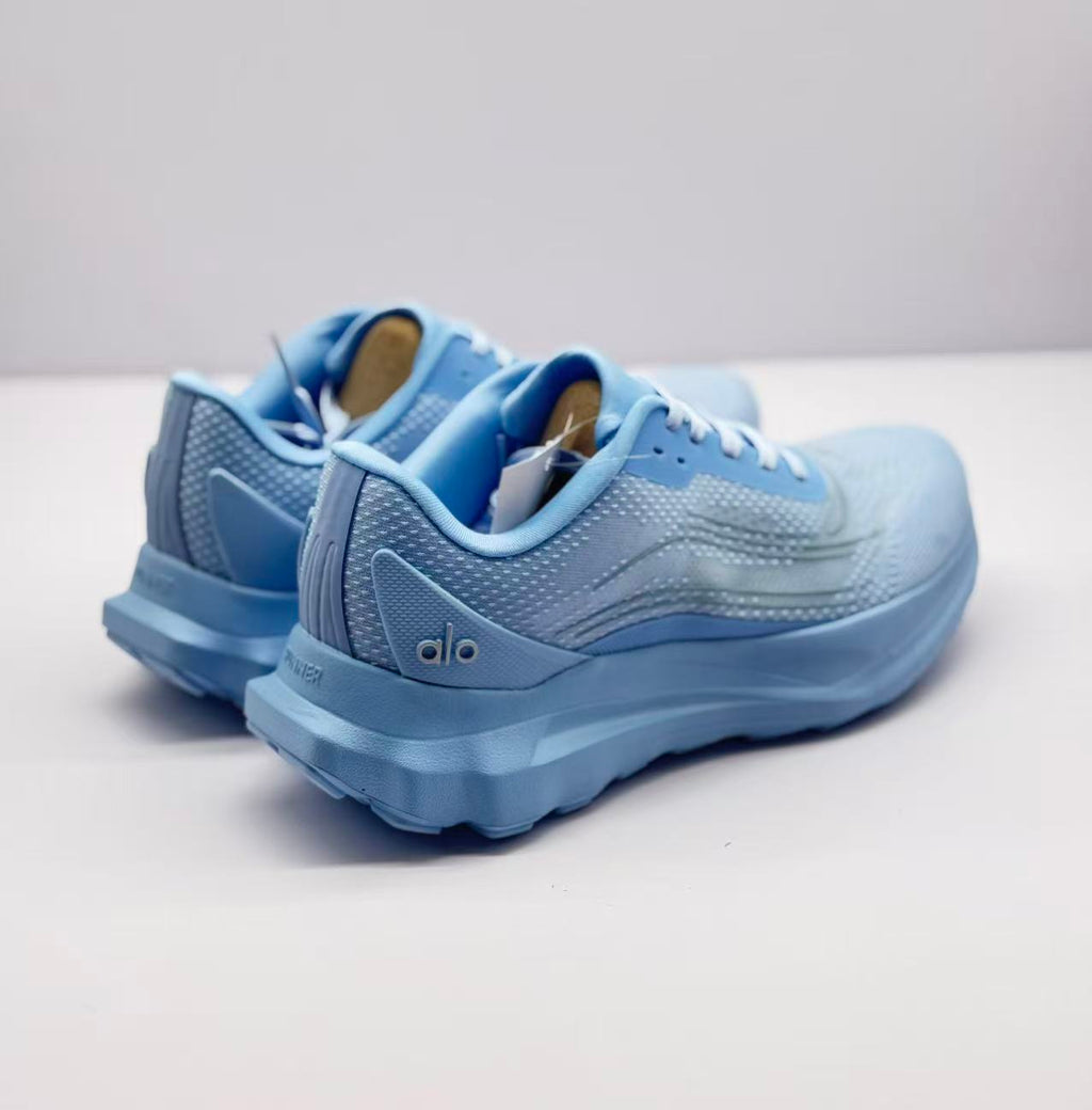 Alo Runner Sneakers Light Blue