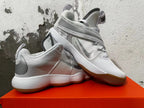 Nike Hyperdunk X Basketball Shoes in White and Silver
