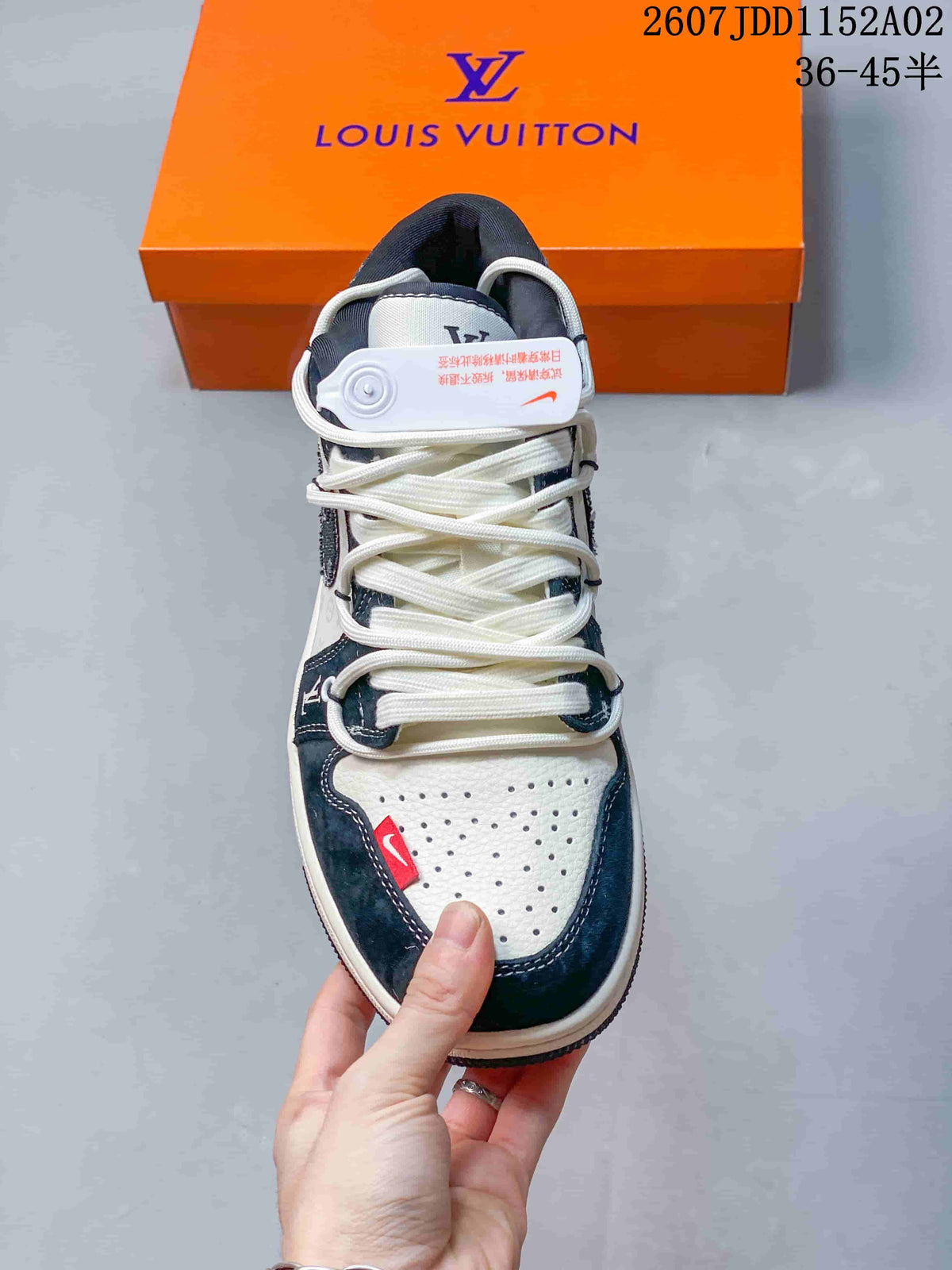 Jordan x Travis Scott Air Jordan 1 Low Fragment Denim Sneakers