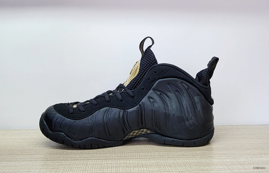 Nike Air Foamposite Pro Black Metallic Gold Sneakers
