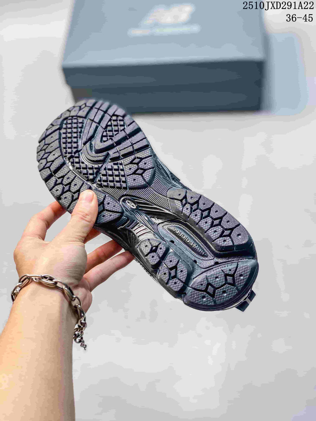 New Balance M1906AD Sneakers in Gray and Silver
