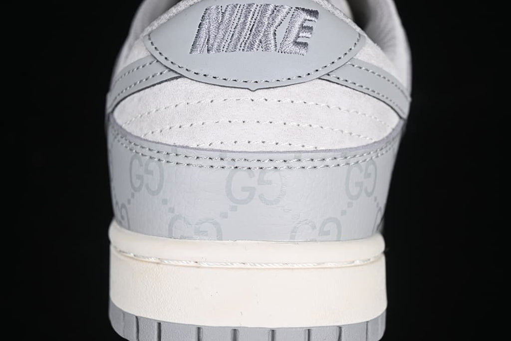 Nike SB Dunk Low Gray Patterned Sneakers DM6868-013