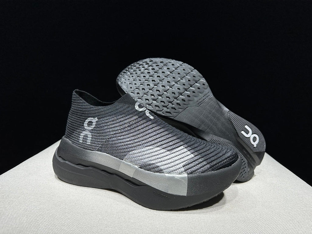 On Cloudboom Strike LS Black Silver Running Shoes