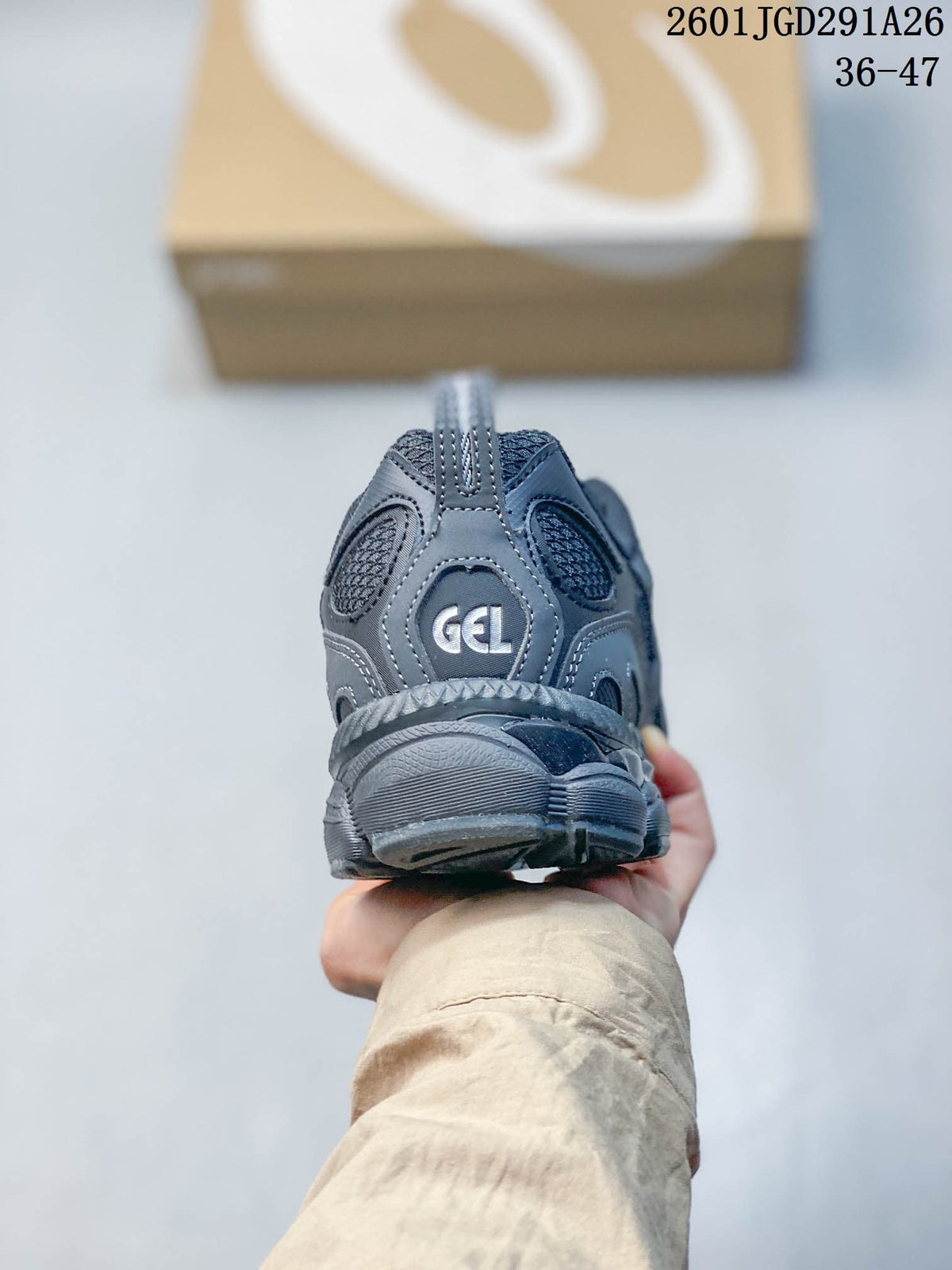 ASICS GEL-NYC RGD Sneakers in Gray 1203A735-021