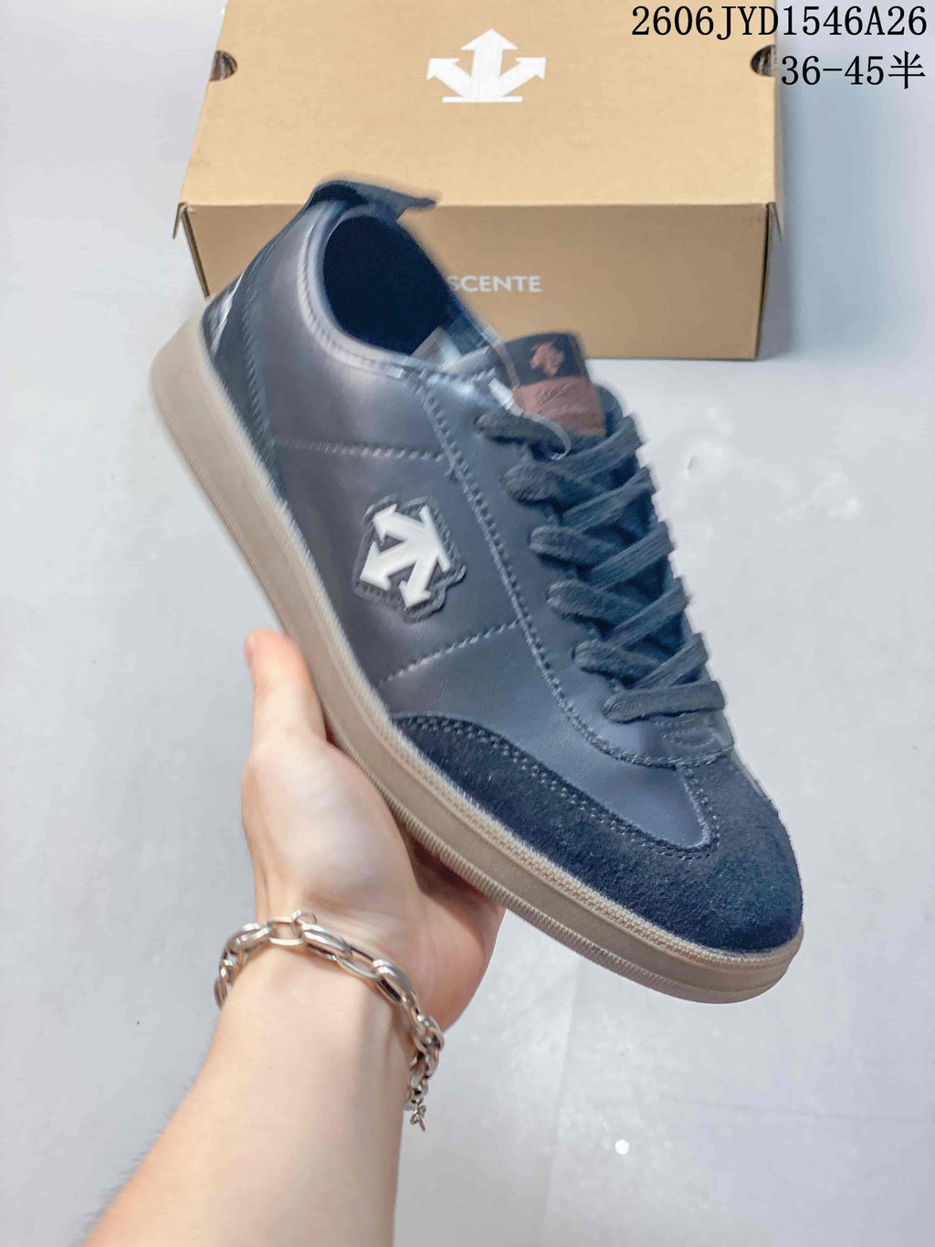 Descente COURT SB Low-Top Sneakers, White and Gray