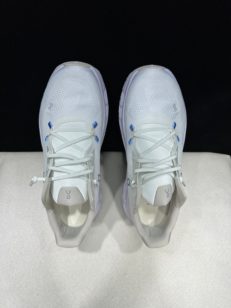 On Cloudtilt Sneakers in White and Lavender