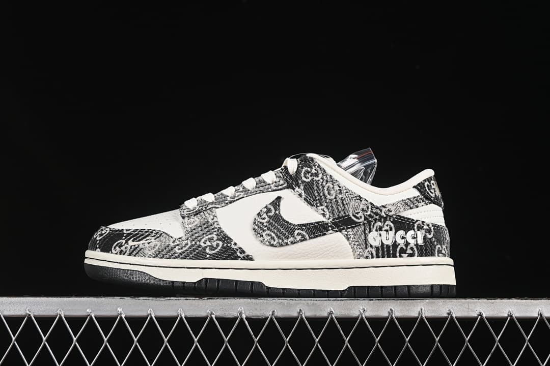 Nike SB Dunk Low Black and Grey Patterned Sneakers SC9207-418