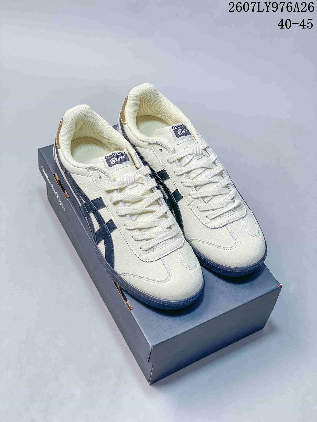 Onitsuka Tiger Tokuten Low-Top Sneakers Off-White Navy