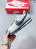Nike Classic Cortez Sneakers White Navy IR1