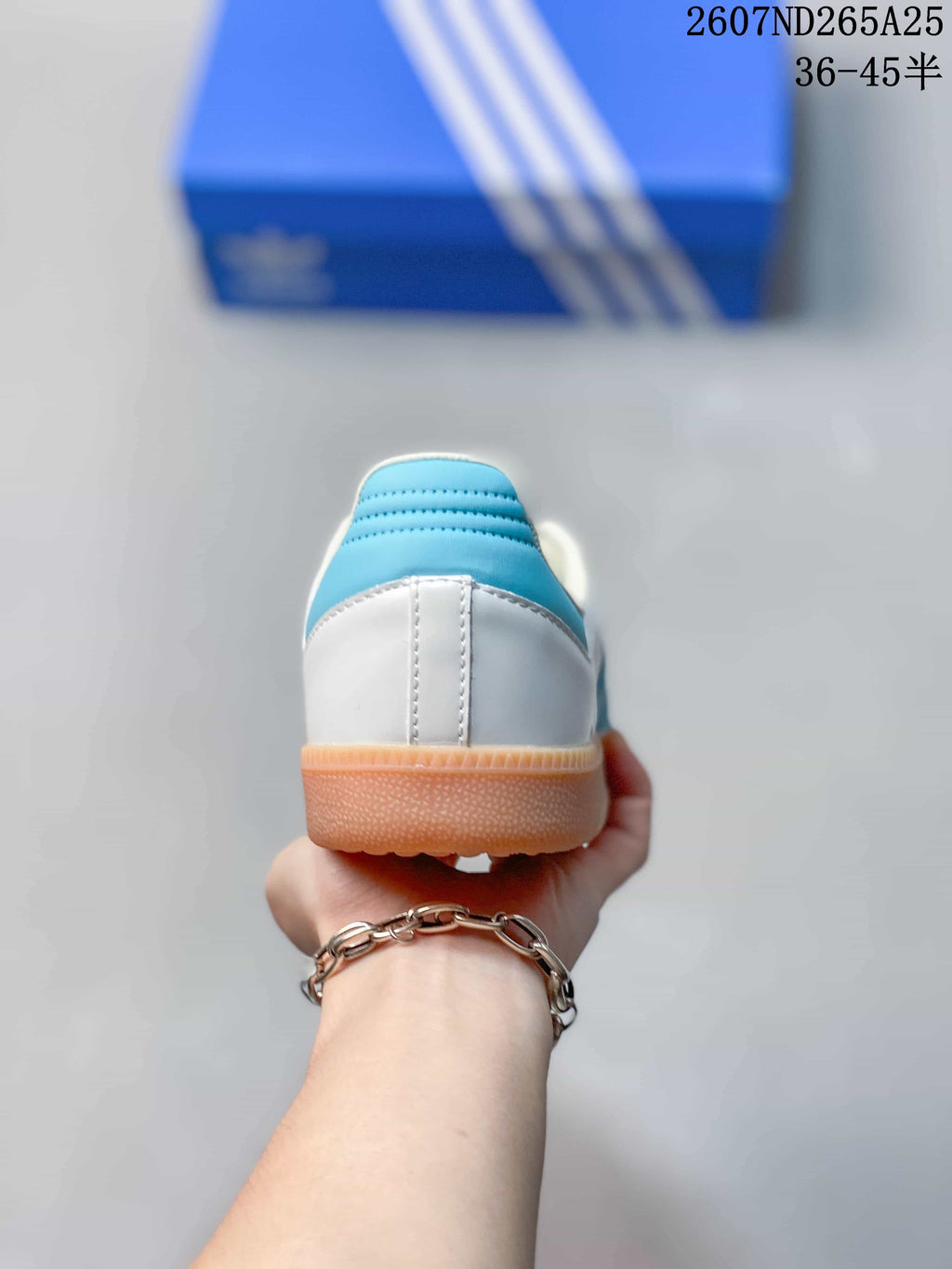 Adidas Samba Low-Top Sneakers White and Blue