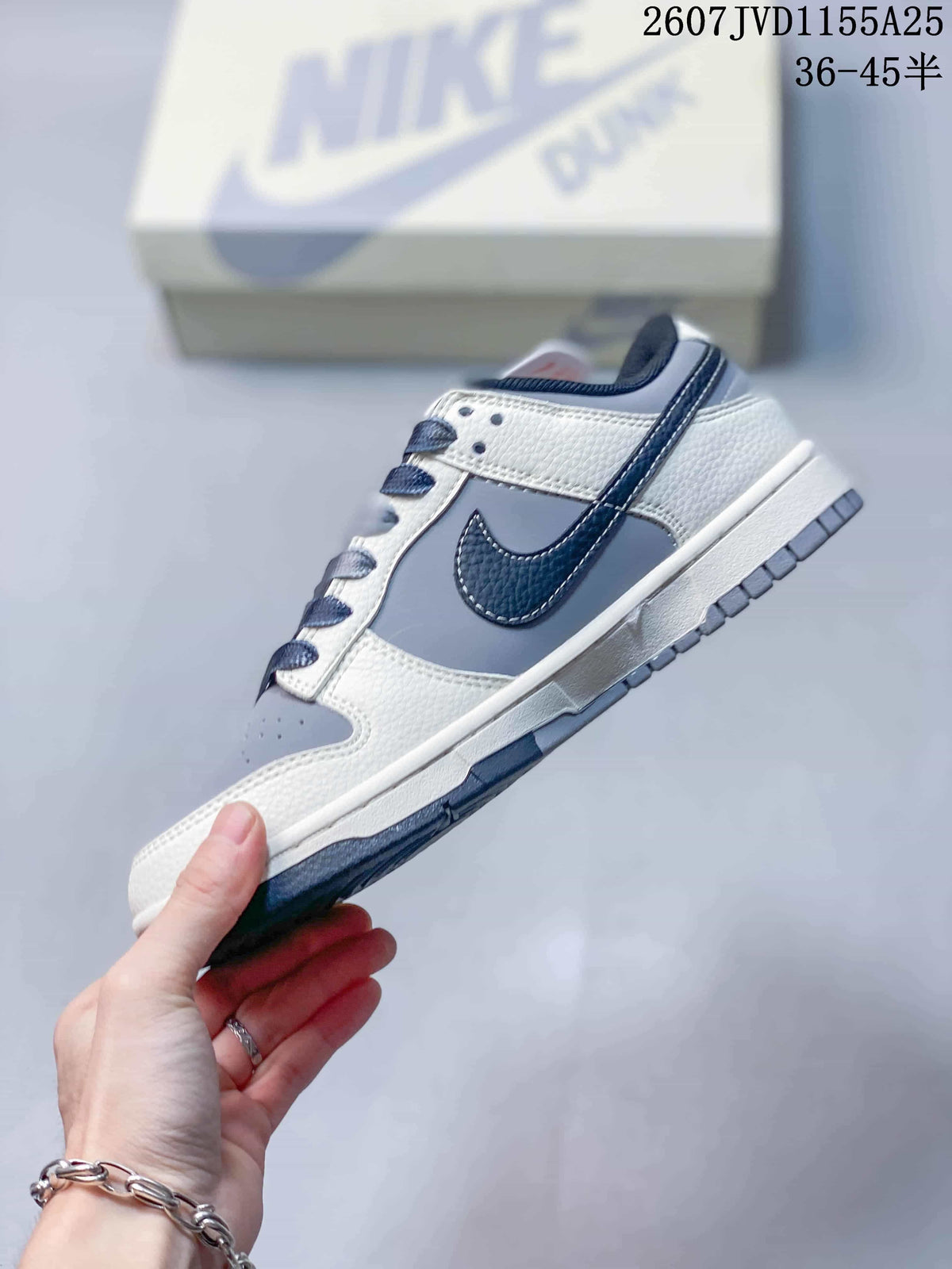 Nike SB Dunk Low Pro Low-Top Sneakers Grey White 2607JVD1155A25