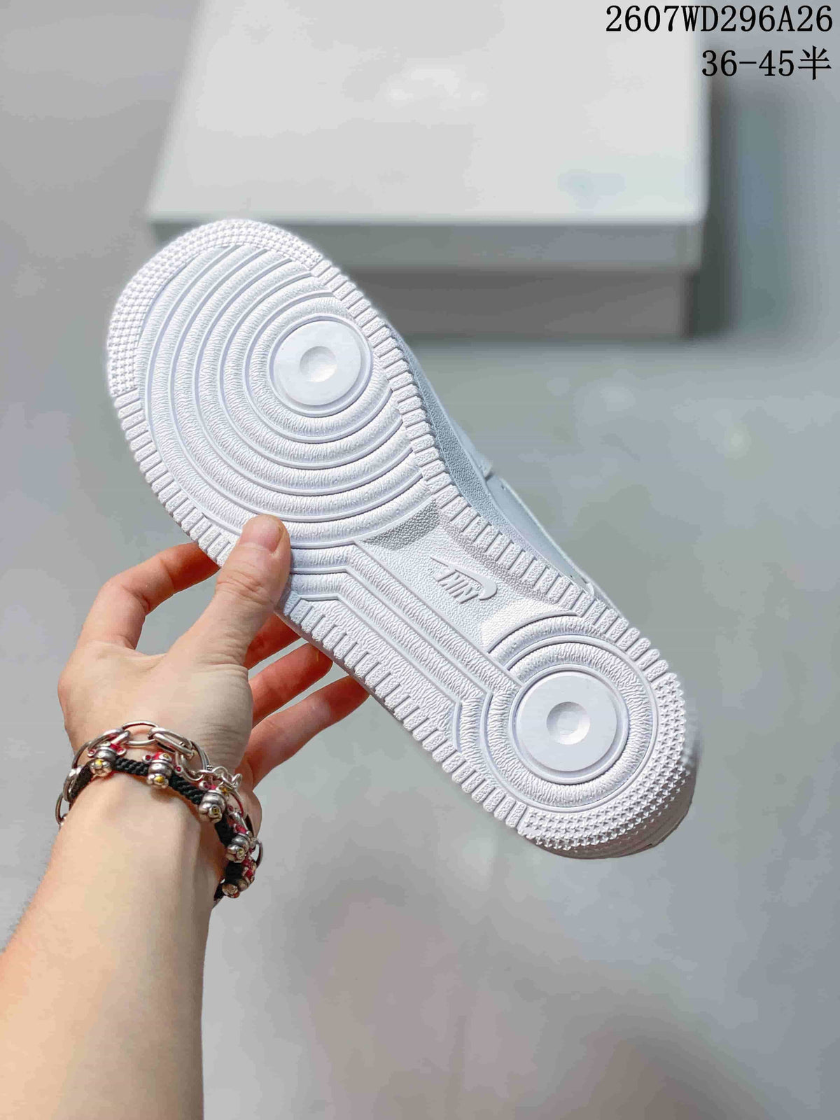 Nike Air Force 1 Low White Sneakers 722260UPW